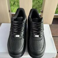 Nike Air Force 1 nere, taglia 45