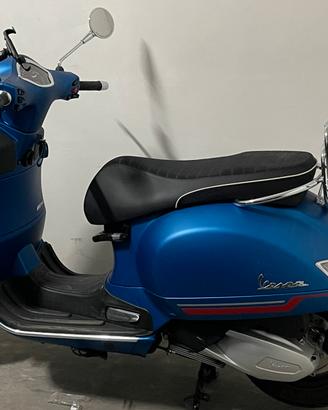 Vespa GTS 300 SuperSport HPE -630 km reali - nuova
