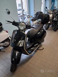 Vespa 300 GTS ie