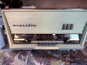 Radio d'epoca Magnafon FM 217