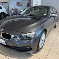 BMW 320 d Touring xdrive Business Advantag Navi 17