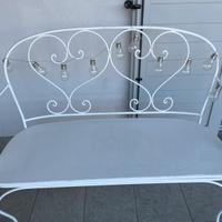 Panchina in metallo verniciata