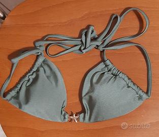 Bikini verde menta.