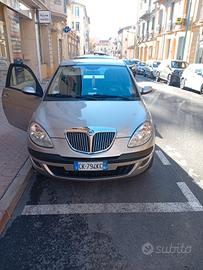 lancia ipsilon 