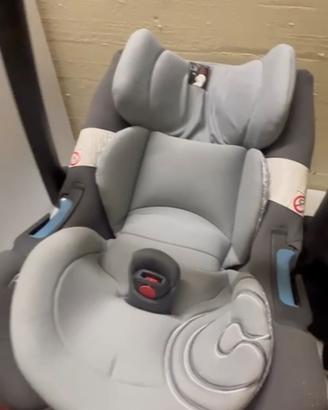 Passeggino + ovetto + base isofix Concord Neo