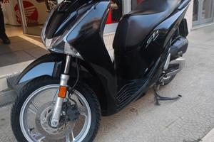 Moto SH 125 pneumatici nuovi