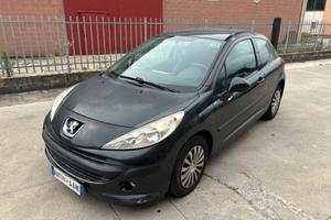 Peugeot 207 1.4 8V 75CV 3p. ONE Line