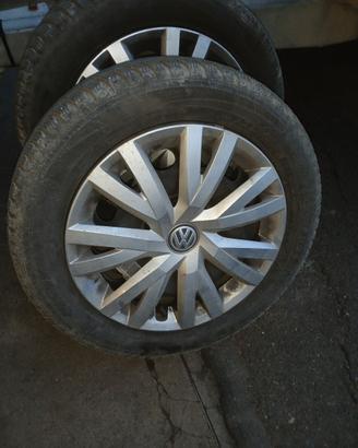 Cerchi con copricerchi Volkswagen