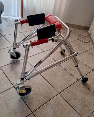 Deambulatore pediatrico