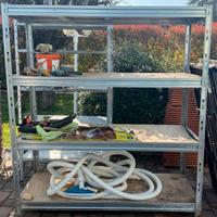 2 Scaffali struttura metallo e ripiani