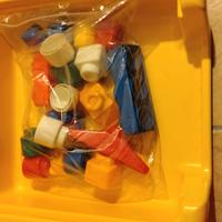 tavolo attività chicco costruzioni