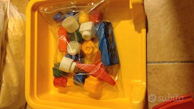 tavolo attività chicco costruzioni