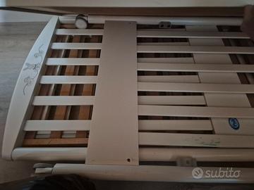 lettino con sbarre 