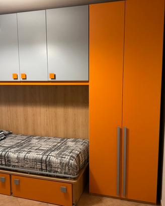 Cameretta ponte con letto singolo