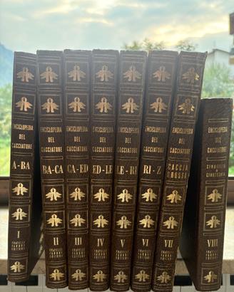ENCICLOPEDIA DEL CACCIATORE  8 VOL.
