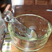 Mortaio vetro vintage Pirex con pestello 