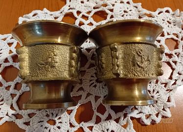 Coppia mortai in ottone antichi