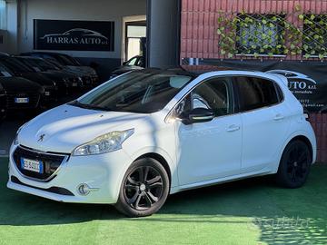 Peugeot 208 1.4 HDi 68 CV 5 porte Allure