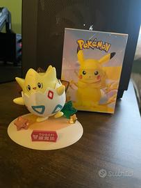 Figure Pokémon TOGEPI con effetti stelle