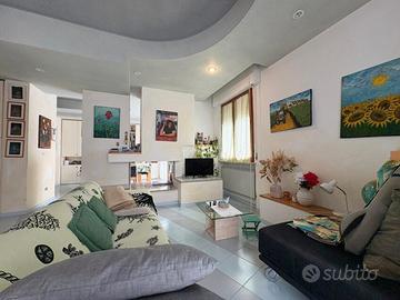 Appartamento con tre camere e garage