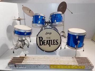 The Beatles micro batteria 