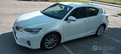 Lexus CT 200 H Luxury