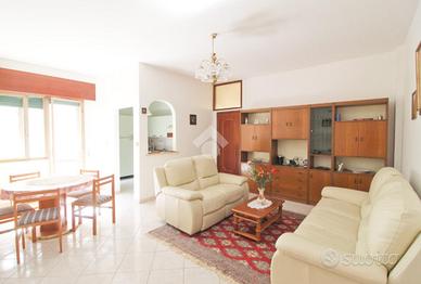 5 LOCALI A CAMPOMARINO