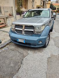 Dodge nitro 2.8  diesel (automatico)