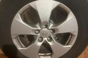 4 cerchi rav4 con gomme usate