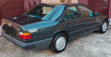 Mercedes  300 E