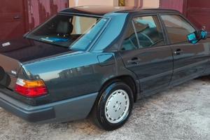 Mercedes  300 E