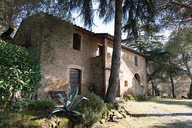 Casale in pietra 1800