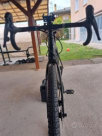 gravel pinarello carbonio ev permuta