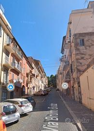 Genzano di roma luminoso bilocale ammobiliato