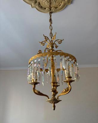 Lampadario vintage dorato con pendenti cristallo