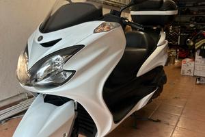 Yamaha Majesty 400