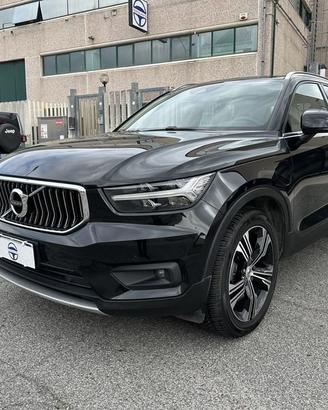 Volvo XC40 T5 Plug-in Hybrid Recharge R-Desig...