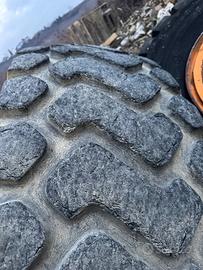 Gomme 20.5 R  25