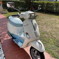 Vespa 50s COLLEGE