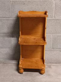 Mobiletto in legno 