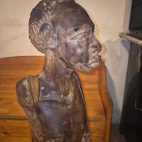statua antica Africa cacciatore del togo