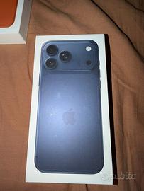 Iphone 17 pro max blu scuro