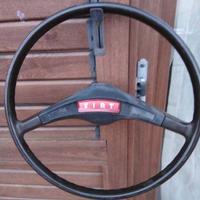 Volante epoca per il 128 Fiat prima serie