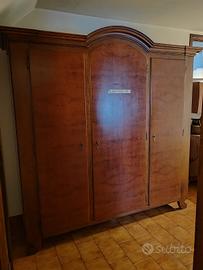 Armadio massiccio 3 ante