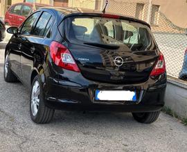 Opel corsa 1,2 80 cv metano 5 porte