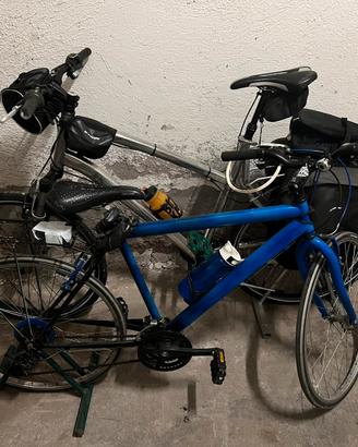 Due biciclette nuove