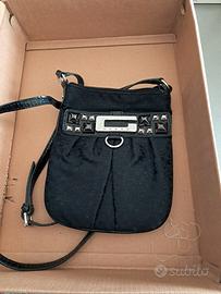 borsetta Guess