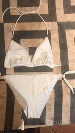 Bikini bianco