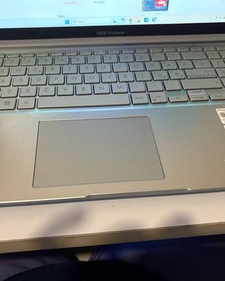 ASUS Vivobook 15 (i7, 16GB RAM, 512GB SSD)