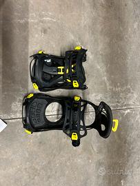 Attachi snowboard RAVEN